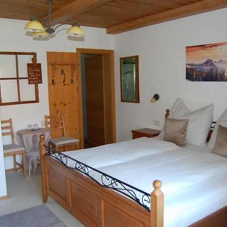 Bed and Breakfast Haus Hager Schlitters Exterior foto