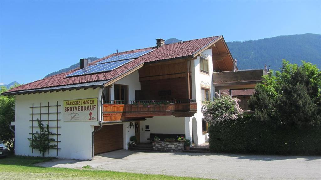 Haus Hager Bed and Breakfast Schlitters Exterior foto